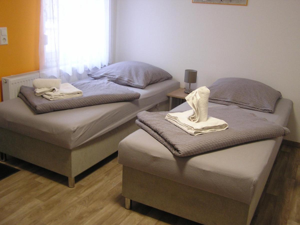 Haus Thomas II Apartment Наумбург Екстериор снимка